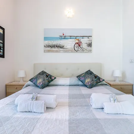 La Coccinelle - Superb Views Corniglia