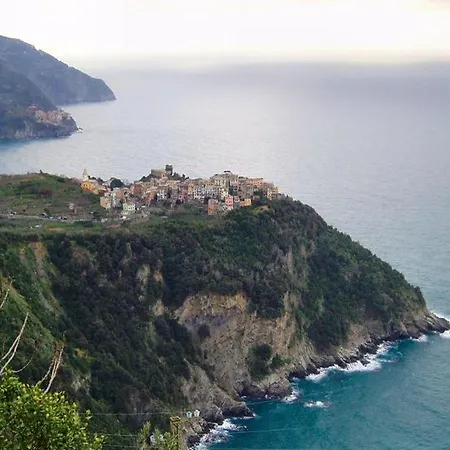 La Coccinelle - Superb Views *