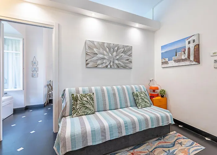 La Coccinelle - Superb Views * Corniglia