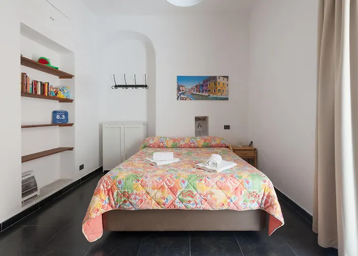 La Coccinelle - Superb Views * Corniglia