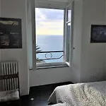 La Coccinelle - Superb Views 코르니글리오
