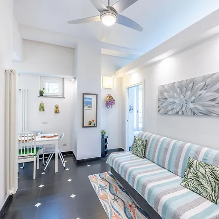 La Coccinelle - Superb Views